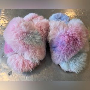 J.CREW CREW CUTS Furry Cross Strap Slide
Slip On Slipper Kids Size 2